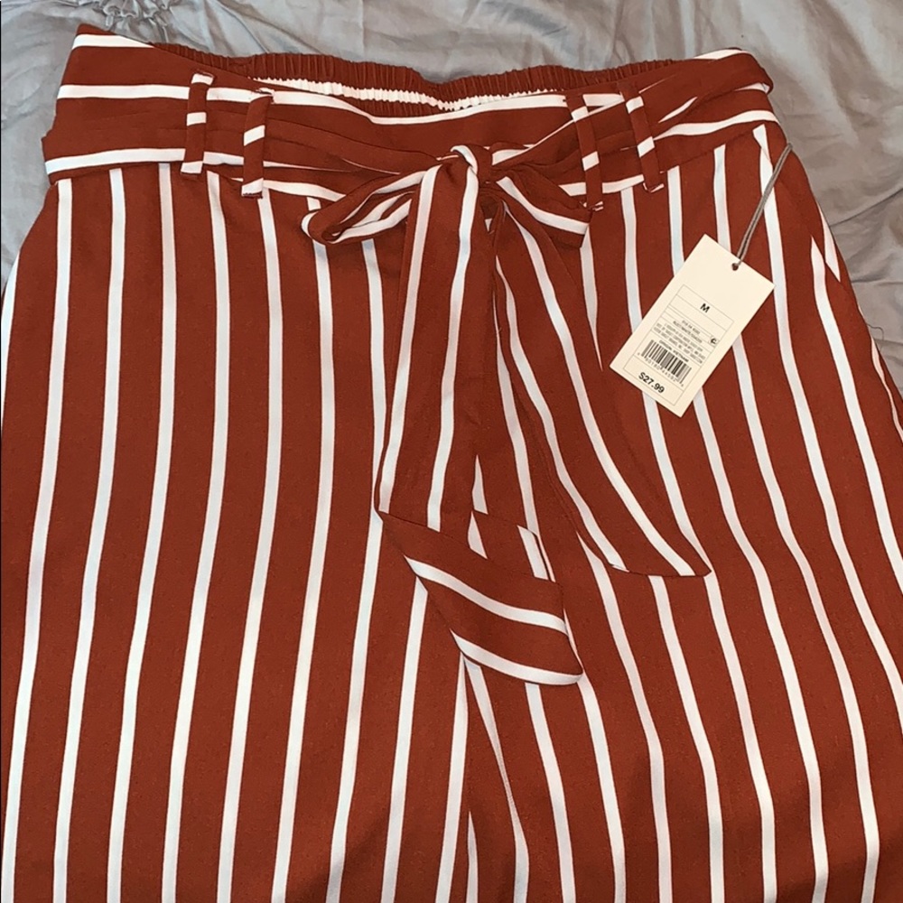 Wide leg pants